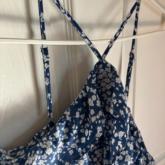 Beautiful Floral Blue Dress Size L - Picture 6 of 7